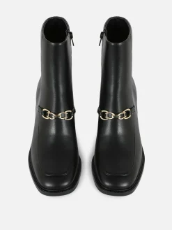 Bottes à Talons Carrés Et Détail Chaîne Rita Ora|Primark Clearance