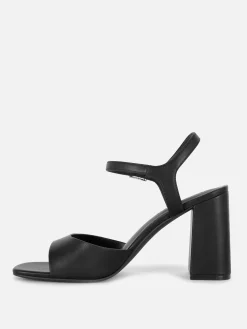 Chaussures à Talons Carrés Et Bride Incurvée Coupe Large|Primark Clearance