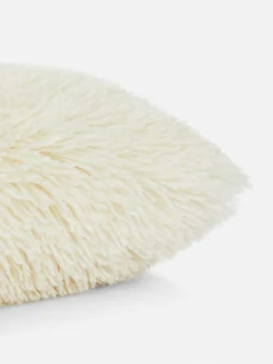 Coussin Rectangulaire En Fausse Fourrure|Primark