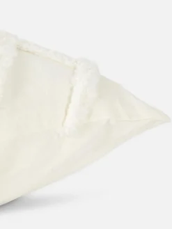 Housse De Coussin Touffetée|Primark Outlet