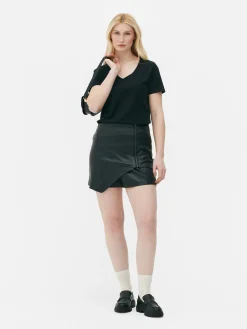 T-shirt Coupe Regular à Col En V|Primark Clearance